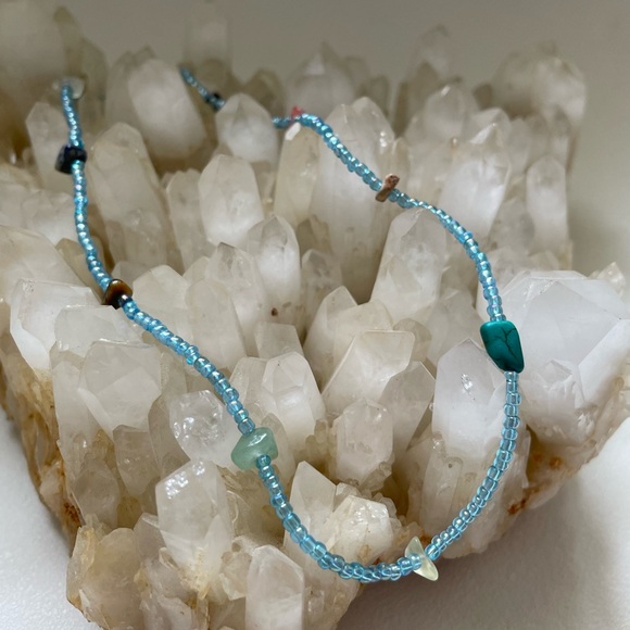 Crystals with blue glass beads necklace - Picture 5 of 10